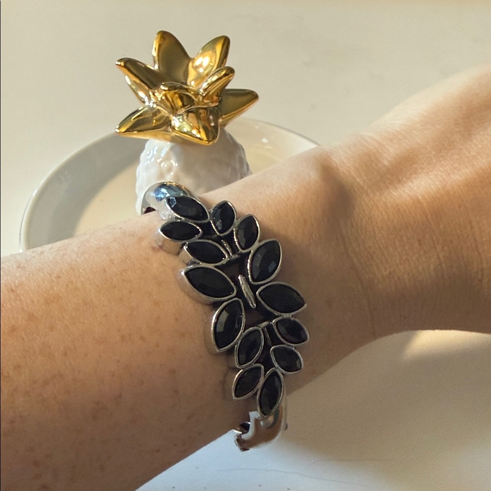 Elegant Black and Silver Leaf Bracelet